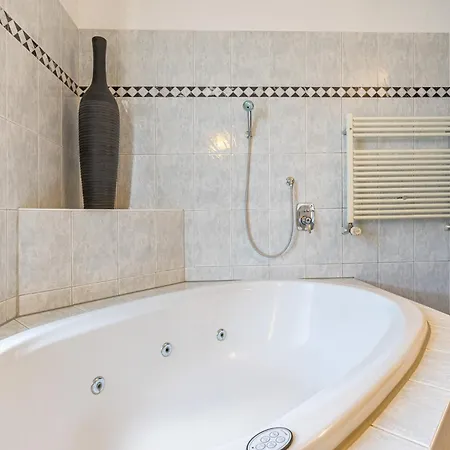 - 9 Im Appartementhaus Hafenriff Apartment Sassnitz