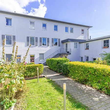 - 9 Im Appartementhaus Hafenriff Sassnitz